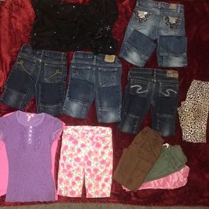 12 item bundle. Girls size 6/7 jeans and play